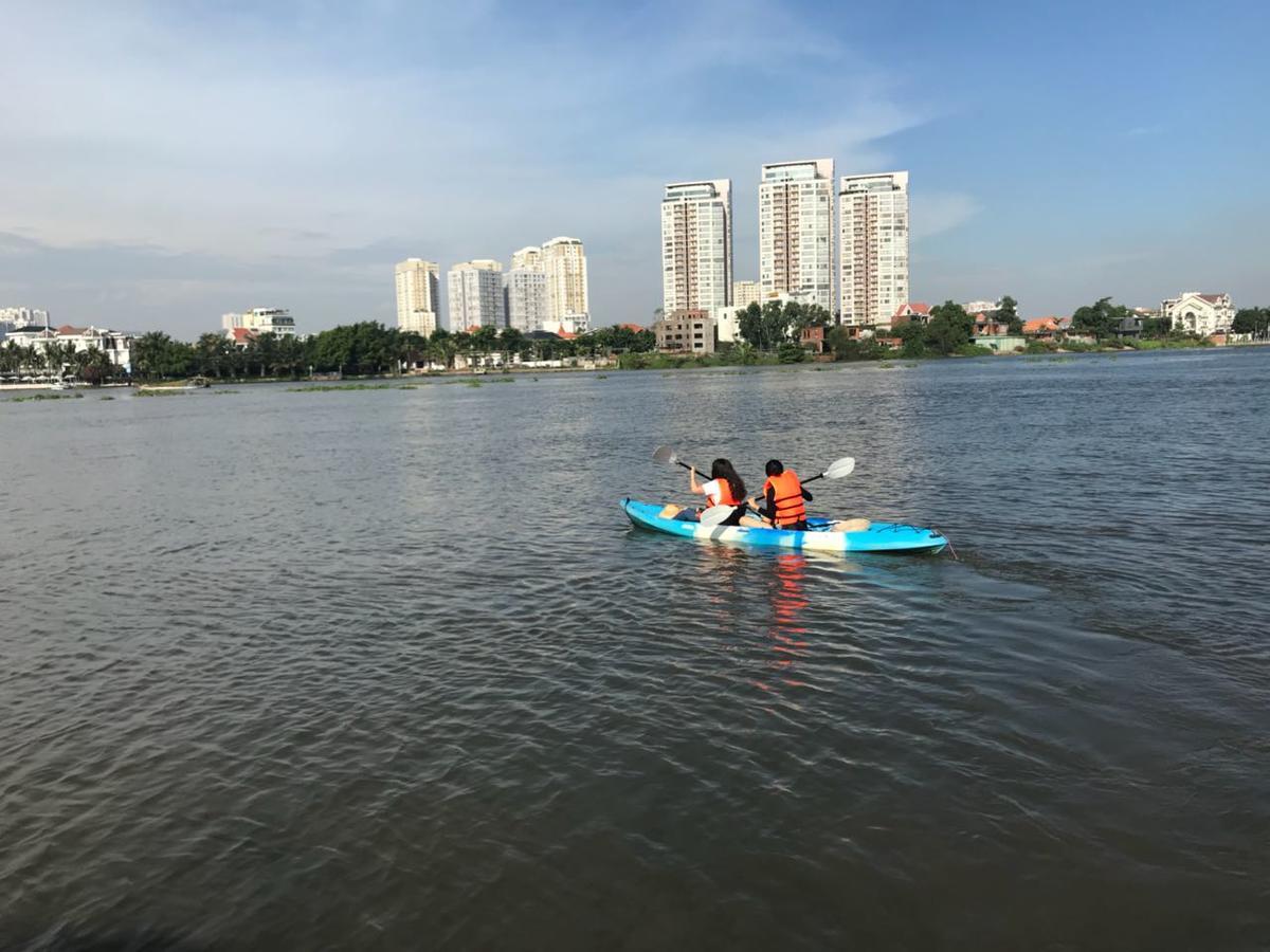 Отель Saigon Riverside Retreat Хошимин Экстерьер фото